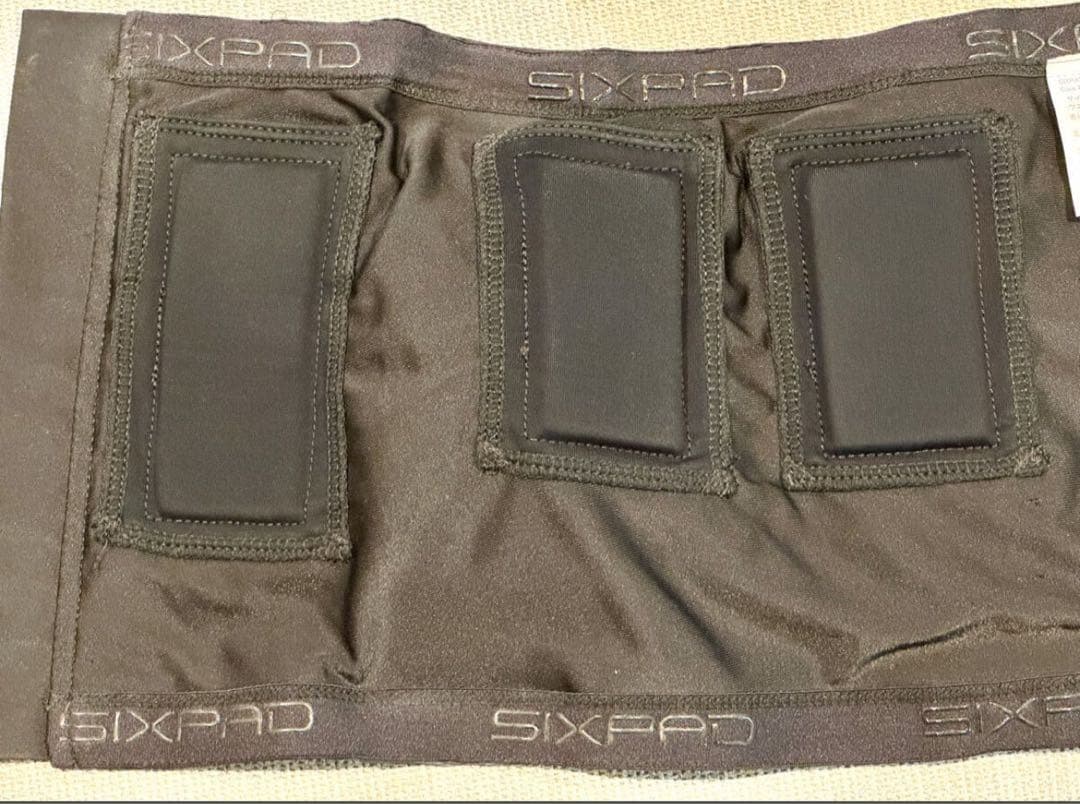 【美品】シリーズ最高傑作　シックスパッド　パワースーツ コアベルト SIXPAD