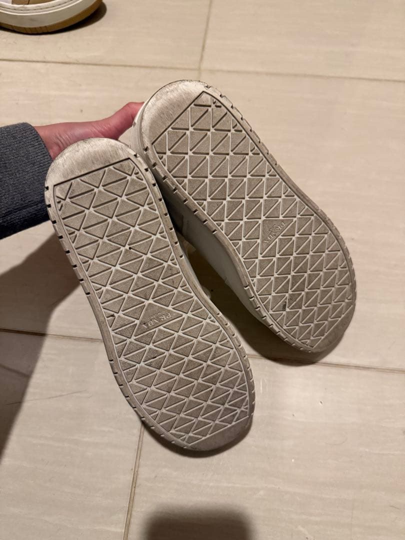 37サイズ　PRADA ホワイト スニーカー 厚底