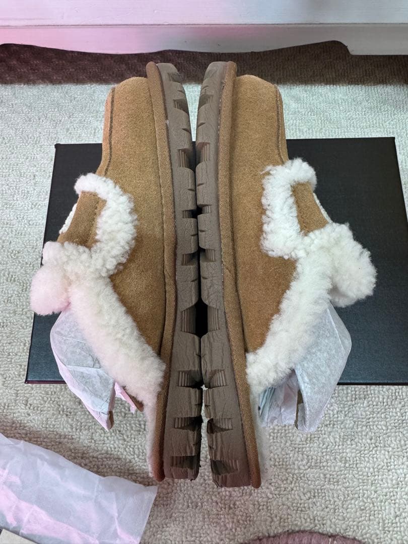 UGG ムートン　スリッパ