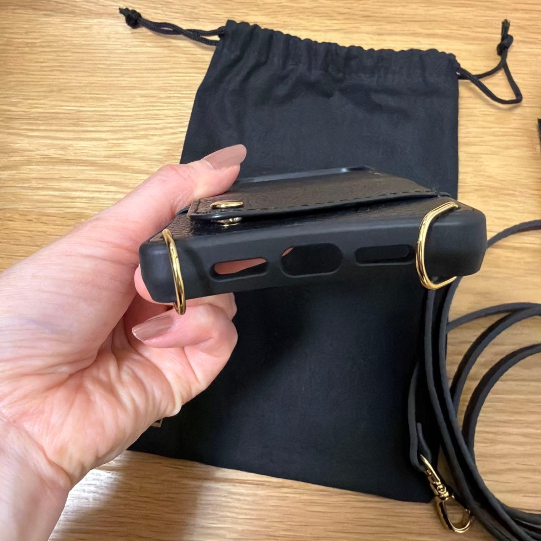 美品★BANDOLIER バンドリヤー iPhone17 17Pro