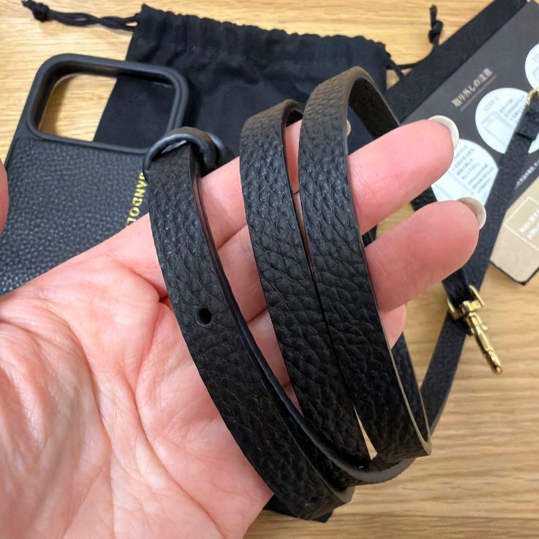 美品★BANDOLIER バンドリヤー iPhone17 17Pro