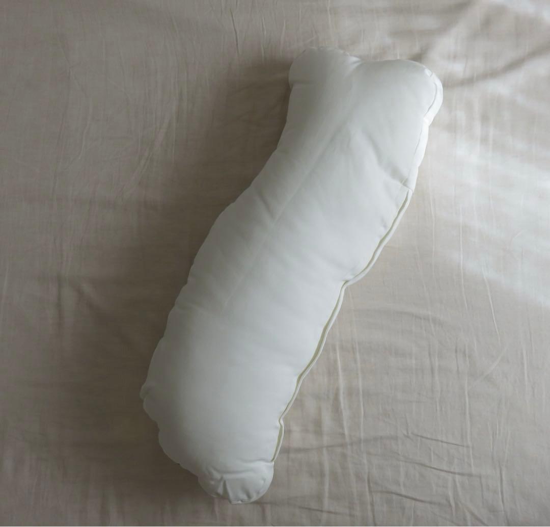 UNIVERSAL PRODUCTS クッション