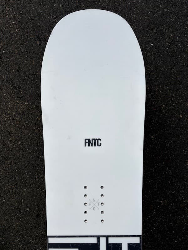 FNTC TNTR 139 23-24　スノーボード