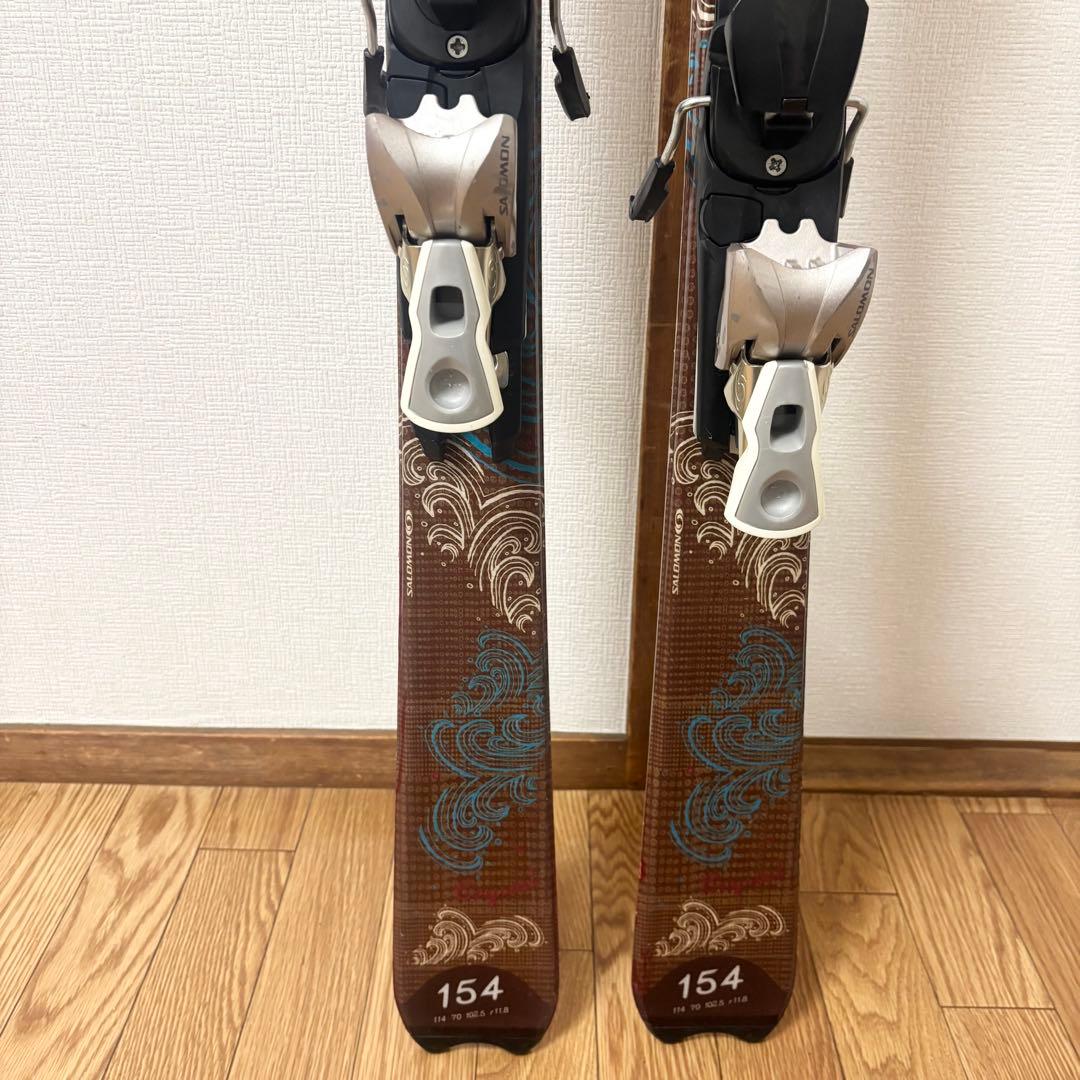 ■SALOMON■女性用スキーセット■板154/靴24-24.5/ストック105