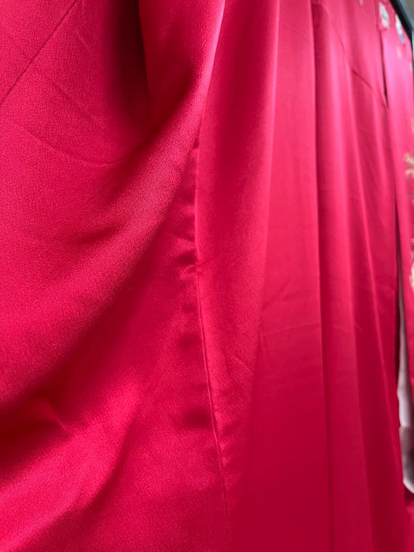 中古　振袖　仕立て上がり　赤　B16