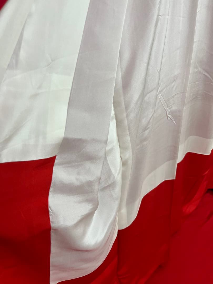 中古　振袖　仕立て上がり　赤　B16