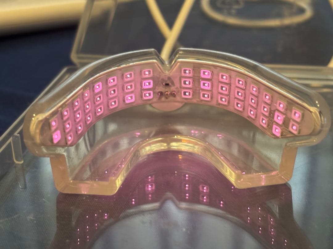 インビザラインの光加速矯正装置 PBMオルソヒーリング＋ワンタフトブラシ3本