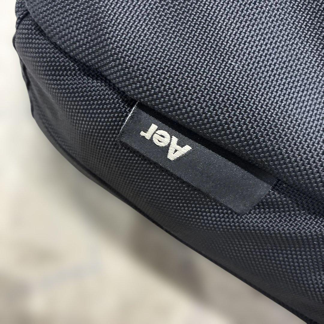 AER ブラック ダブルジッパーバッグ