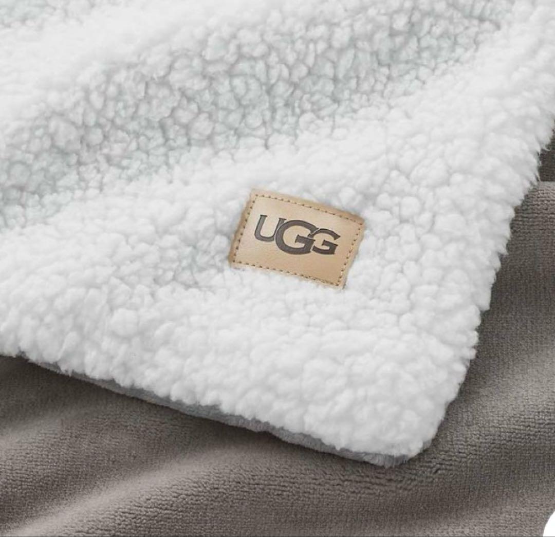 「UGG」「防寒」「プレゼント」「完売」「即日発送」⭐︎フリースブランケット