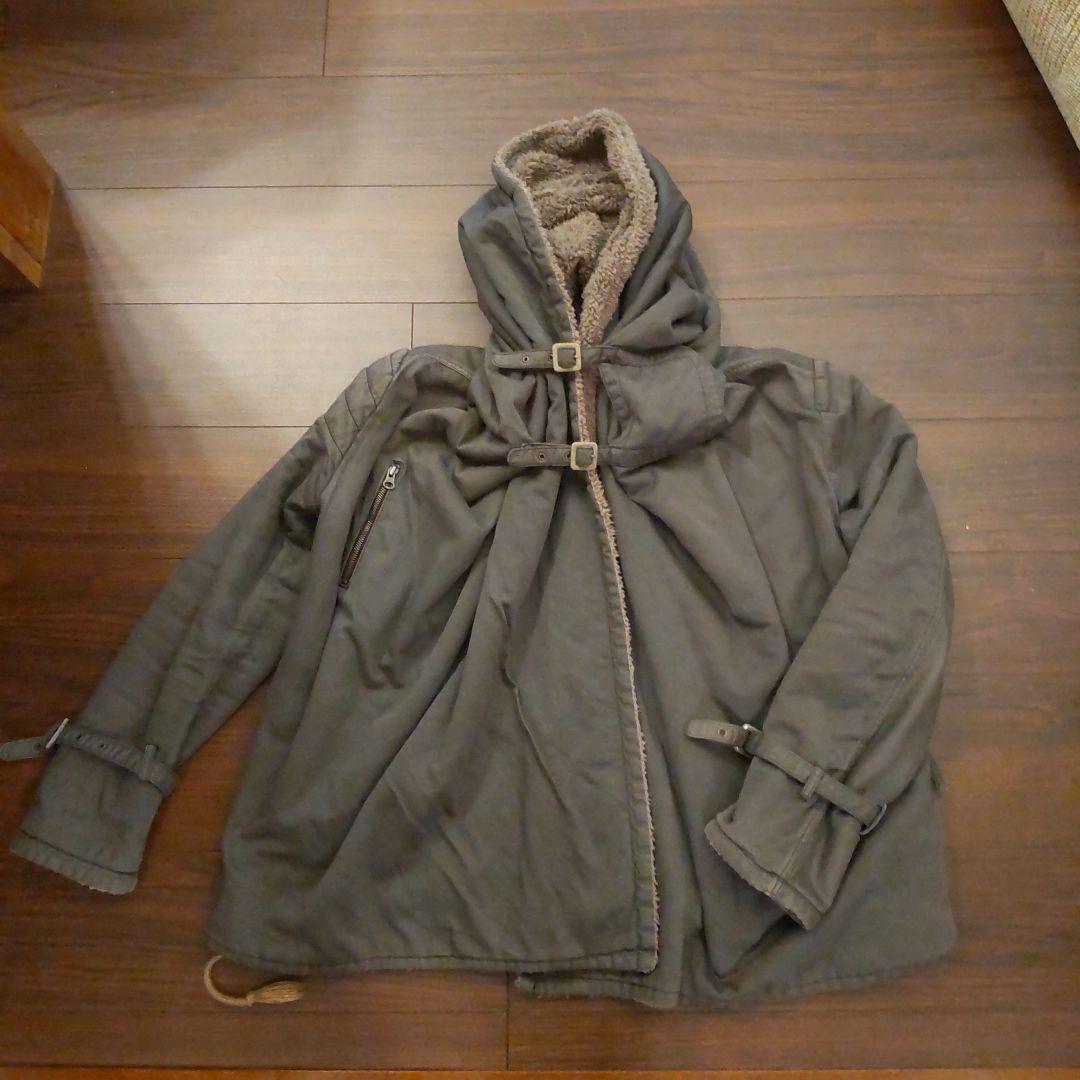 早い者勝ち!!お洒落で、形の綺麗なシェア―スピリットハーフコート