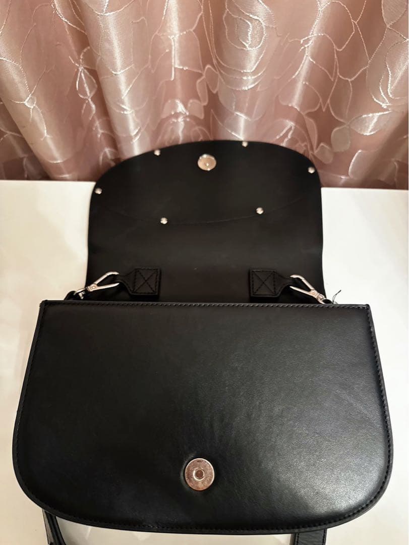 DIESEL 1DR Mカウレザーショルダー・ハンドバッグ