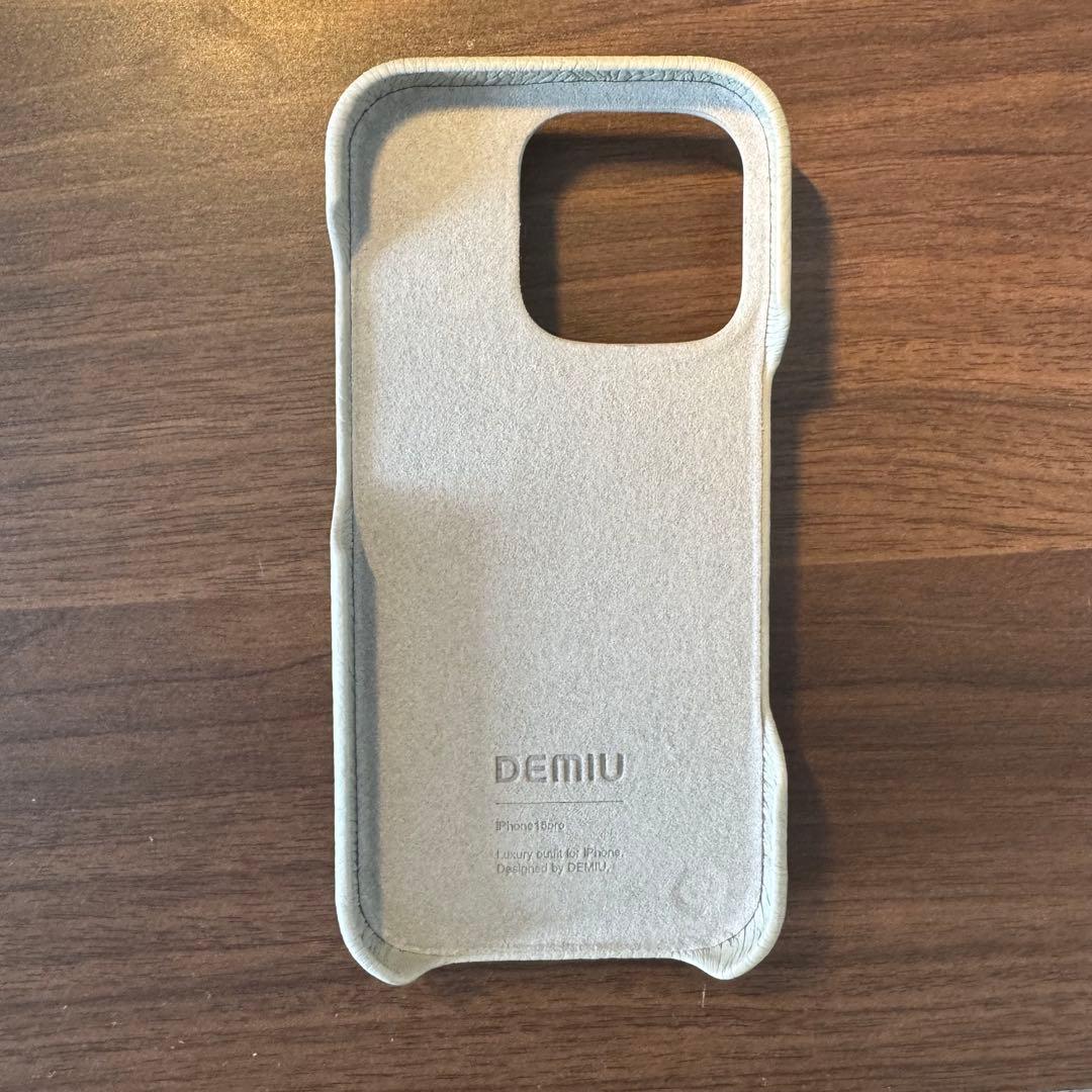 【新品未使用】DEMIU パールカラー 手帳型ケース ストラップ付き