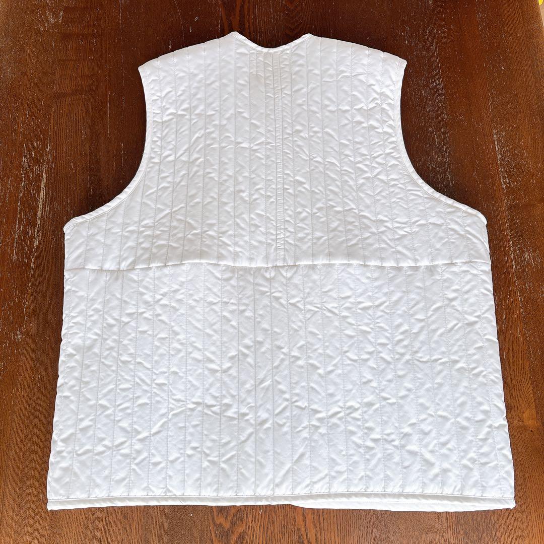 週末お値下げ！ほぼ未使用　CAVEZAROSSO キルティングベスト　白　F