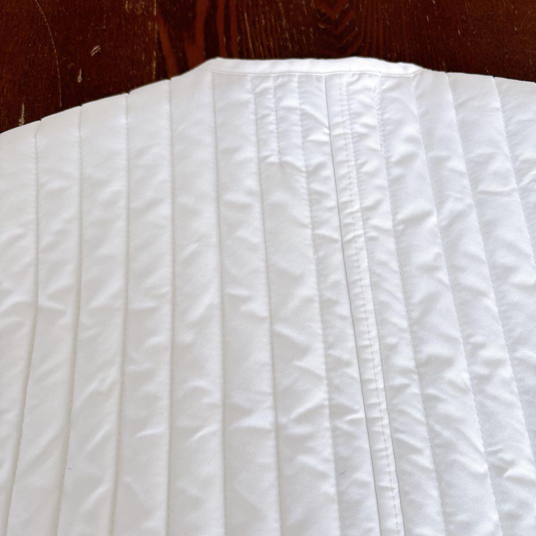 週末お値下げ！ほぼ未使用　CAVEZAROSSO キルティングベスト　白　F