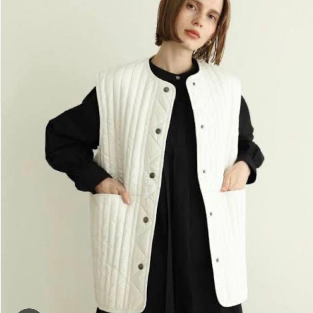 週末お値下げ！ほぼ未使用　CAVEZAROSSO キルティングベスト　白　F