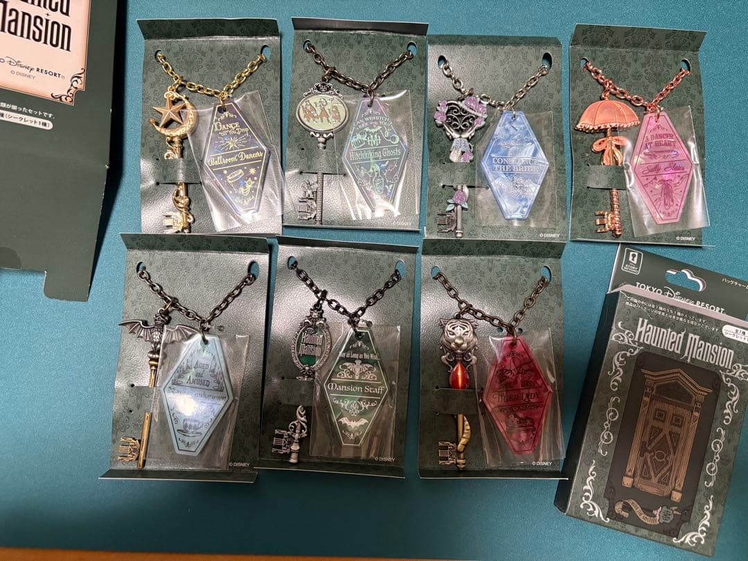 ホーンテッドマンション ストーリービヨンド バッグチャーム 7点 コンプ