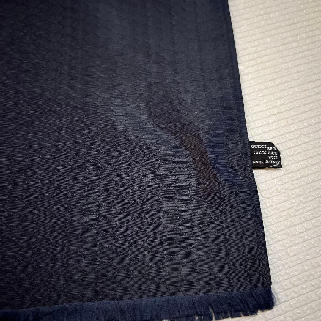 ヴィンテージ　GUCCI 100%シルク ブラックマフラー