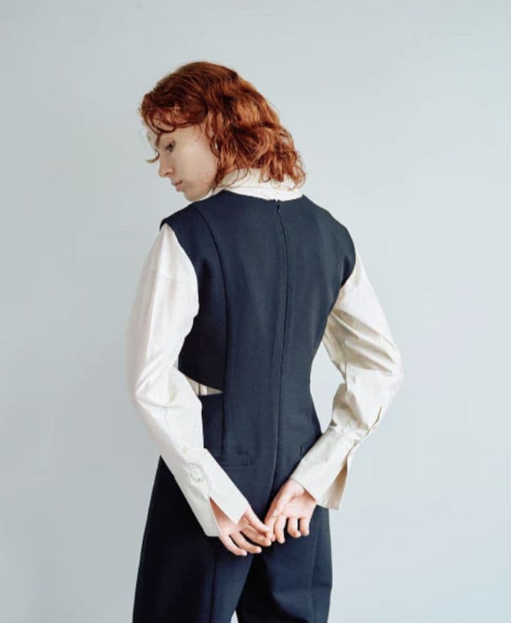 【EMMA LIMBER】WAIST SLASH ROMPERS