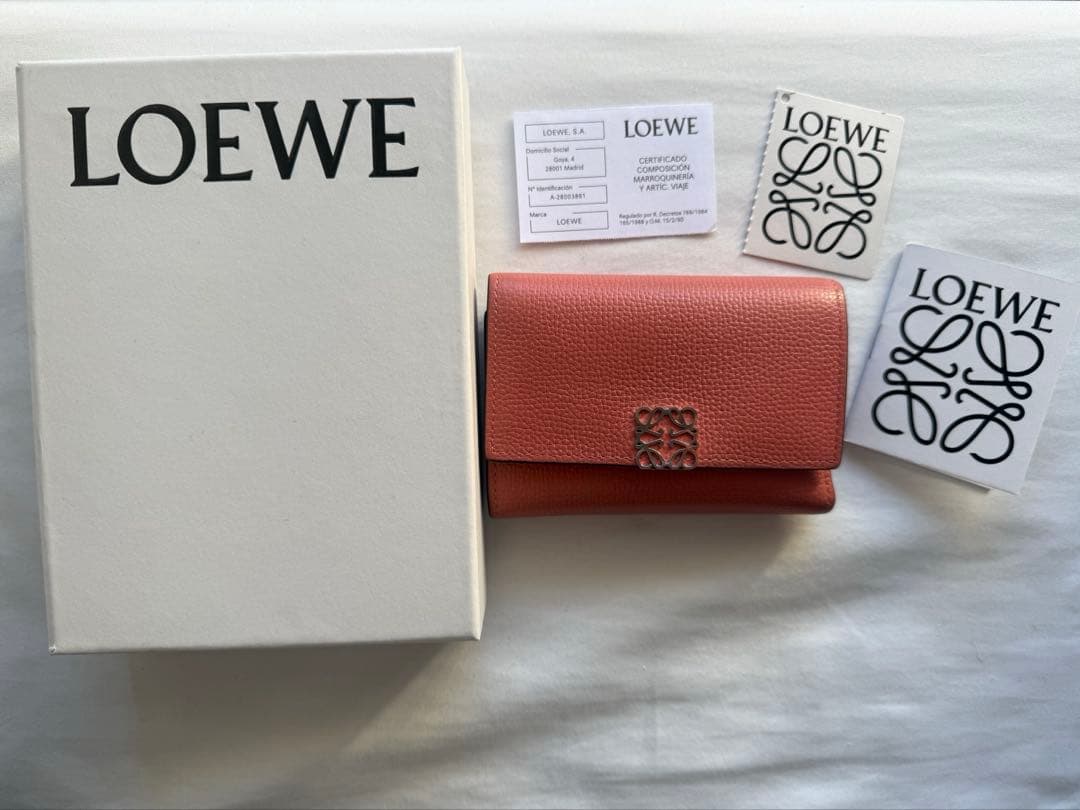 aya's brand  LOEWE アナグラム　三つ折り財布