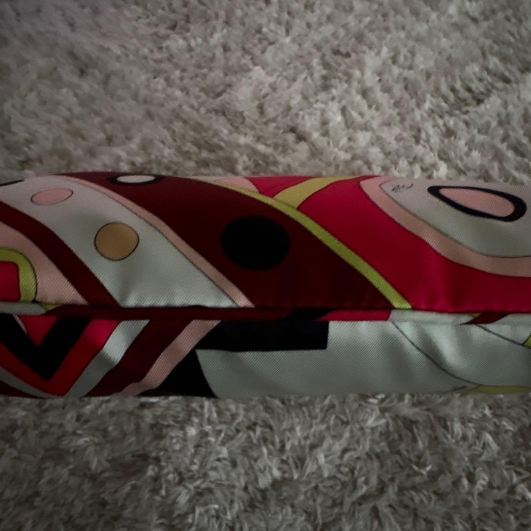 エミリオ・プッチ（Emilio Pucci） クッション