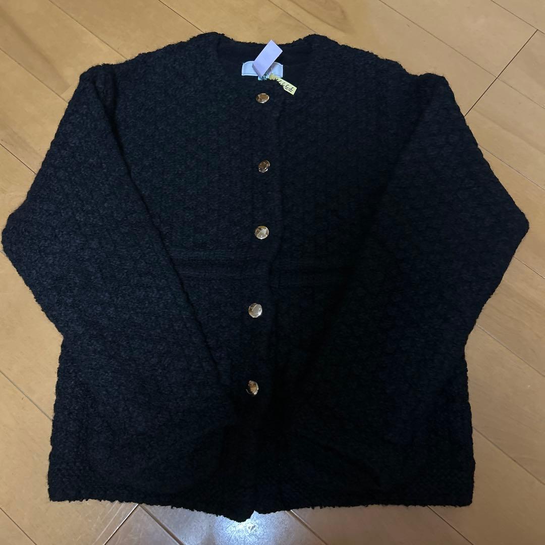 金ボタンツィーディジャケット