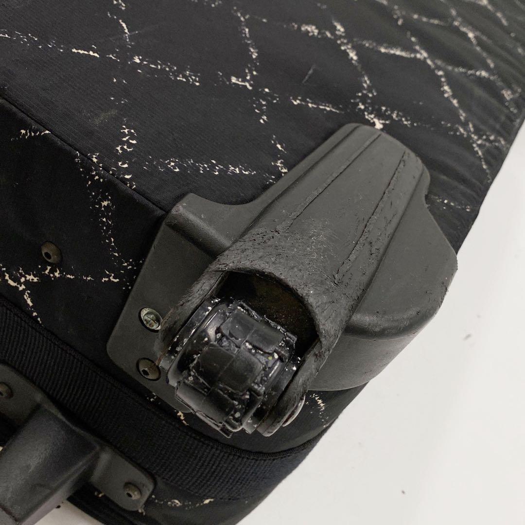 CHANEL シャネル ブラック キャリーケース トラベルライン 5番台 カデナ