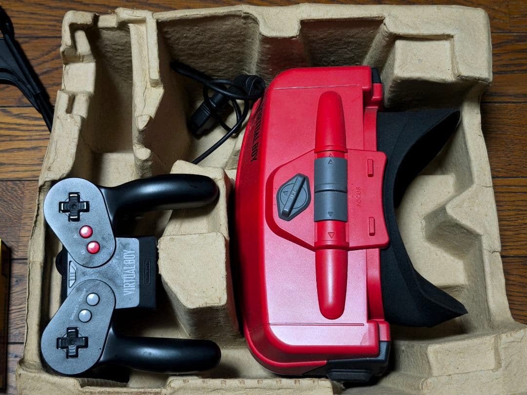 動作確認済み バーチャルボーイ本体 ソフト4本付き