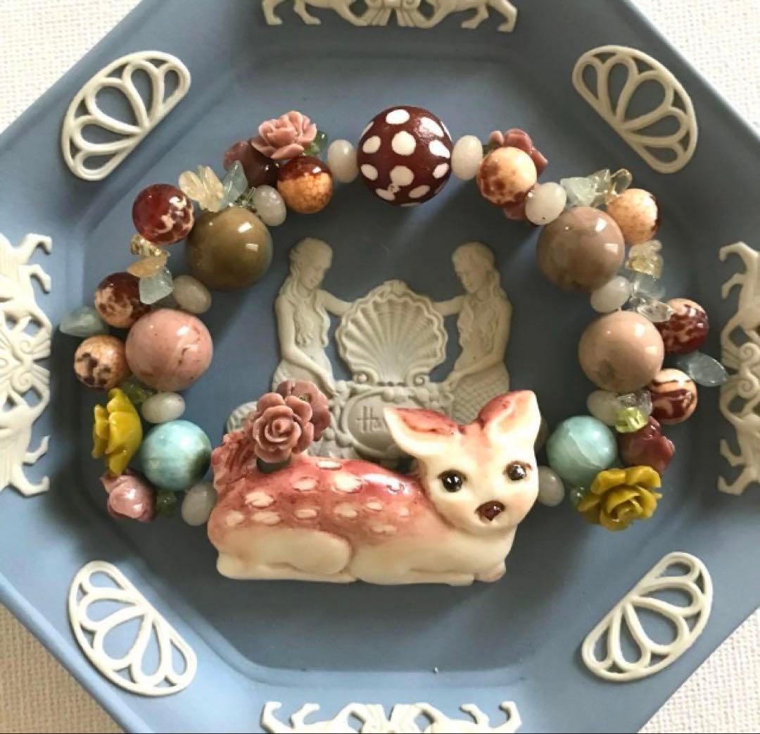 【種名　日本鹿の角】オリジナル彫刻使用 ⭐️kawaii バンビ⭐️ ☆匿名☆