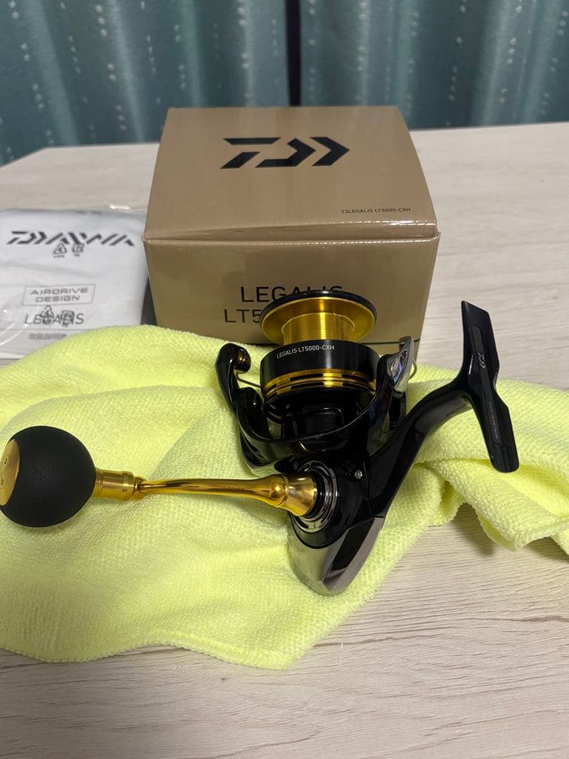 ダイワ　DAIWA LEGALIS LT5000-CXH スピニングリール