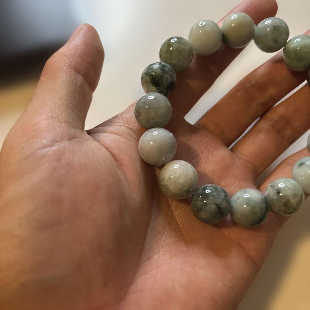 高価な物だったみたい！ミャンマー翡翠！すっごいパワー！