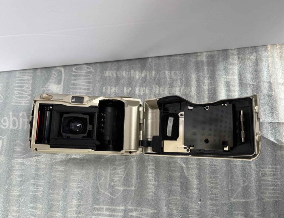 OLYMPUS μ[mju:]-II フィルムカメラ