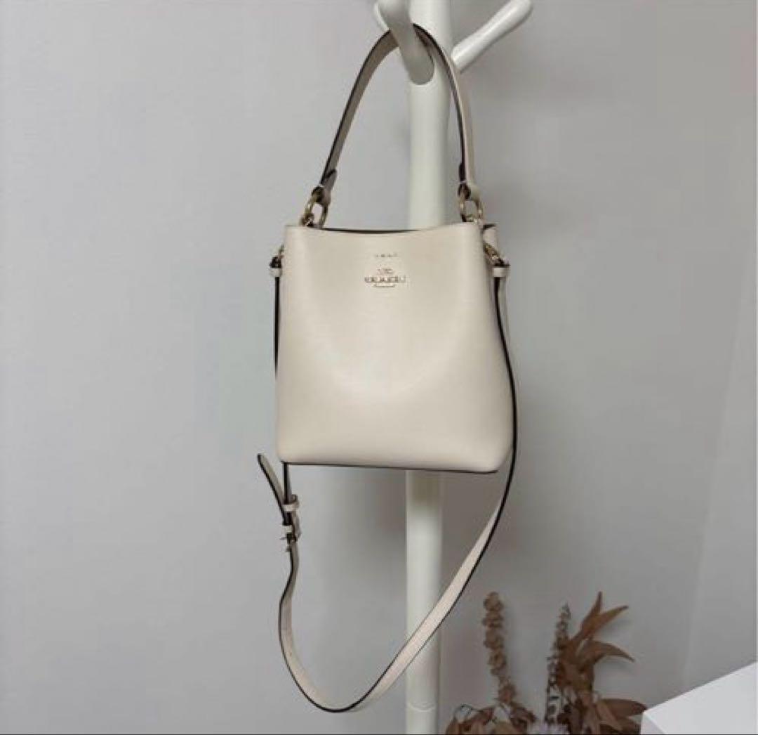 COACH ショルダーバッグ ホワイト