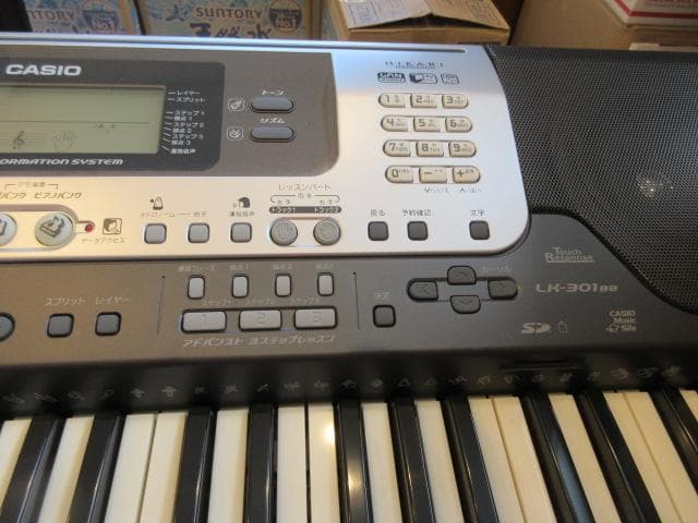 CASIO ｌＫ-301 BB キーボード　61鍵盤