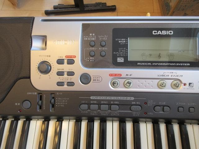 CASIO ｌＫ-301 BB キーボード　61鍵盤