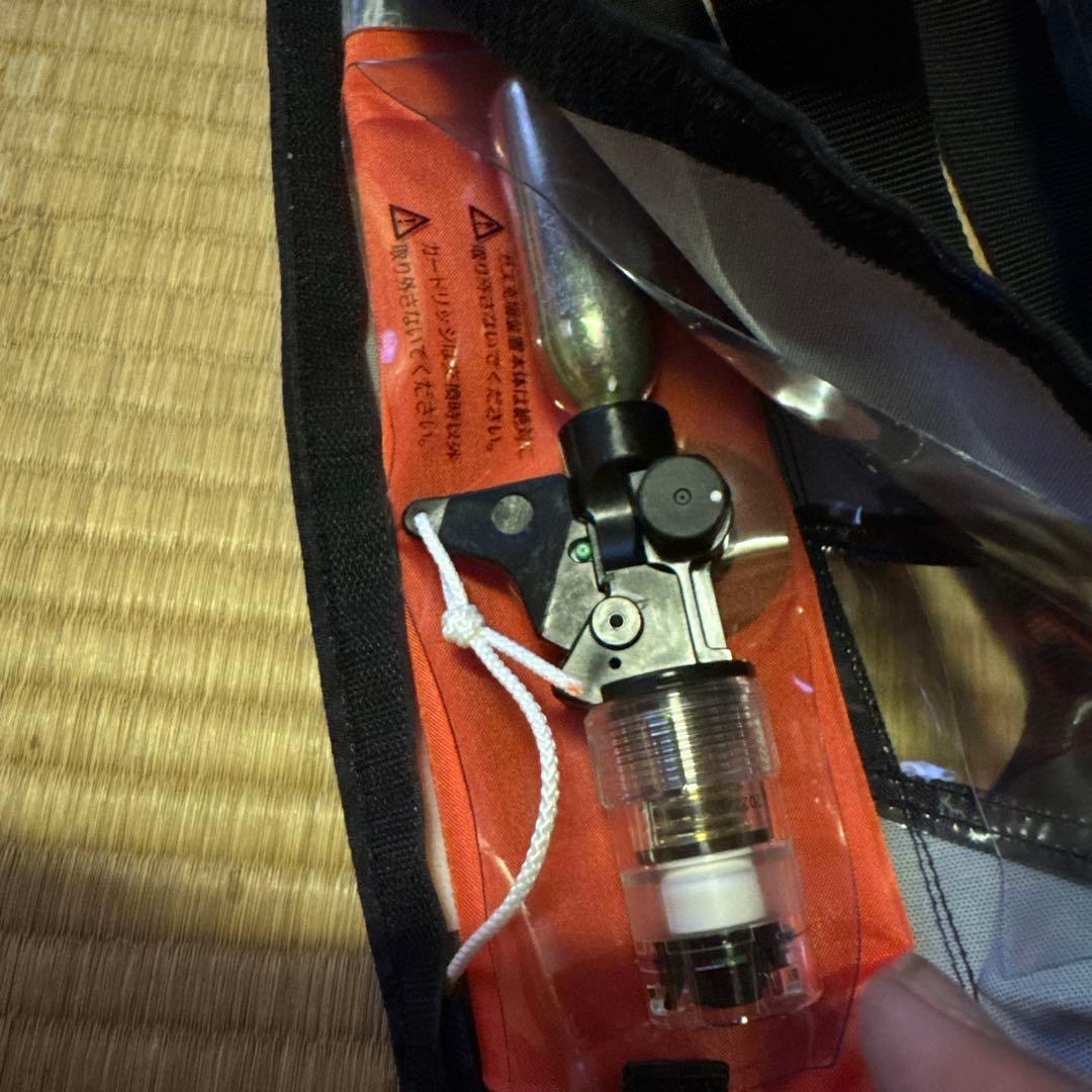 メガバスLIFE SAVER（ジャケットTYPE）