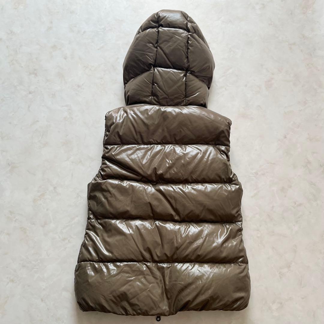 【新品未使用タグ付き】DUVETICA GOCCIA ダウンベスト