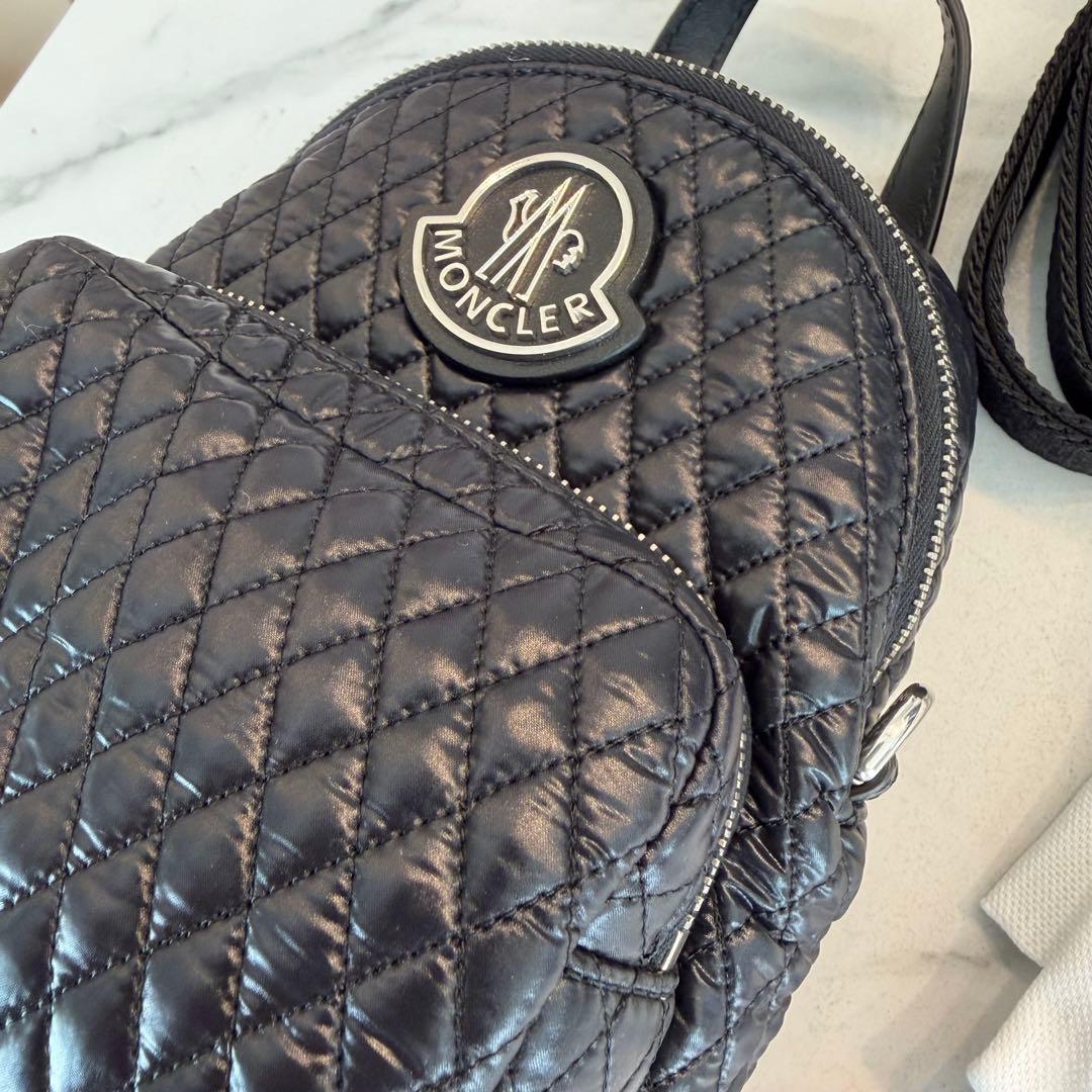 ♡*♡様 【新品未使用】MONCLER ブラック キルティングバックパック