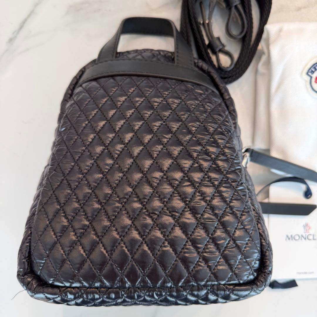 ♡*♡様 【新品未使用】MONCLER ブラック キルティングバックパック