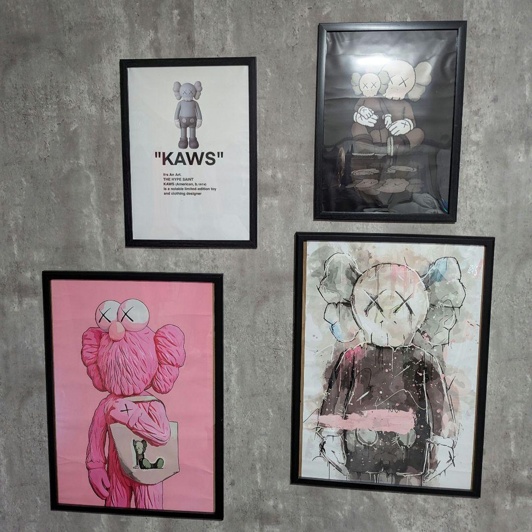 特大KAWSポスター額縁付き4枚セット