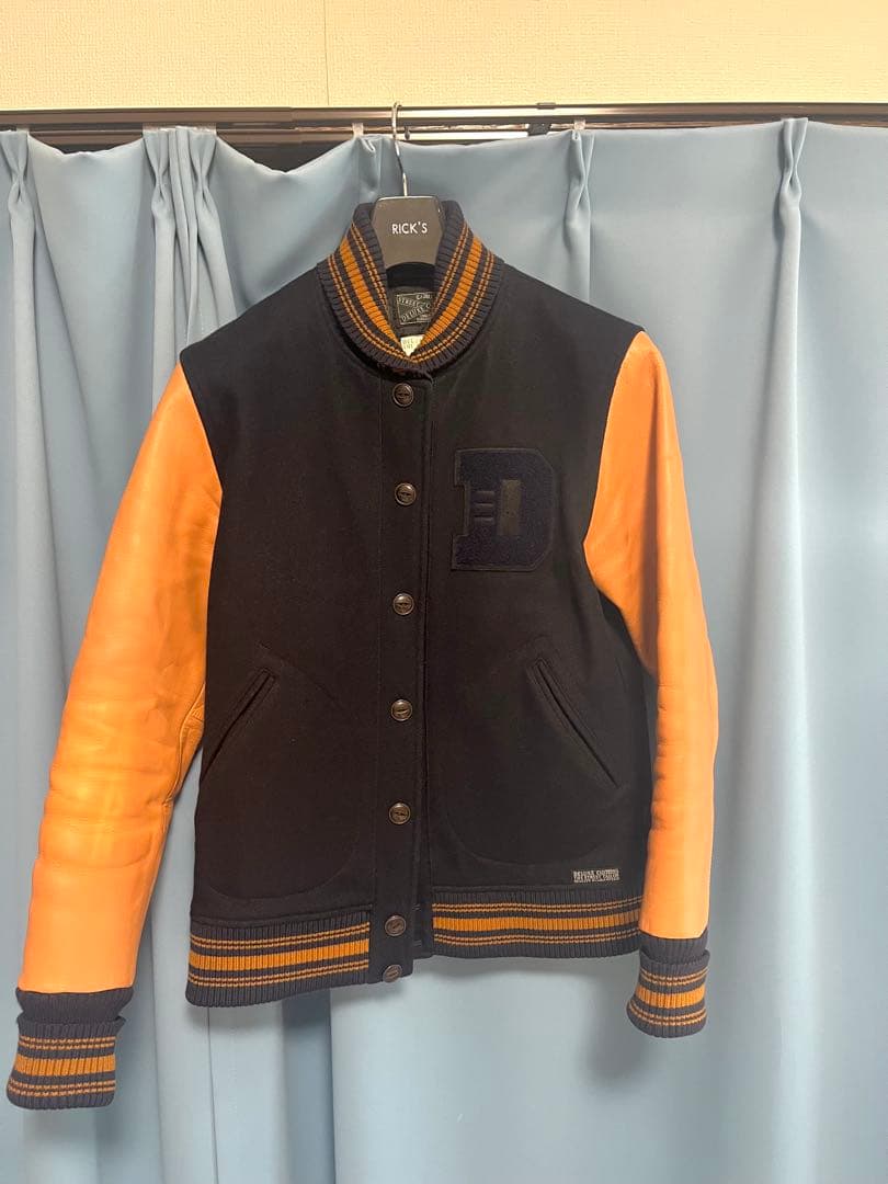 〜1/5 値下げ！！綺麗！ DELUXE clothing スタジャン 本革