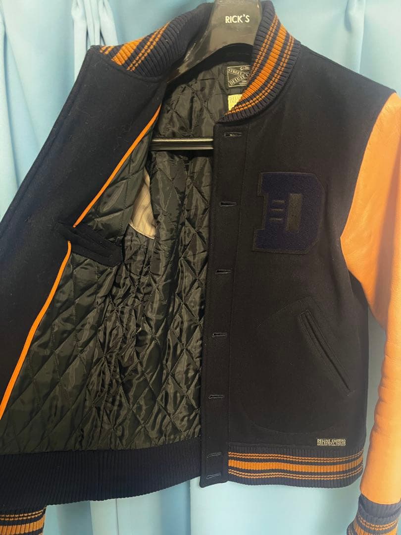 〜1/5 値下げ！！綺麗！ DELUXE clothing スタジャン 本革