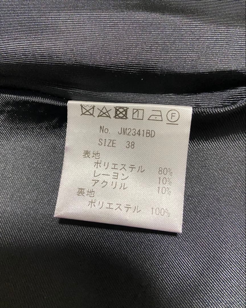 jolie mignonパネルライン襟付きジップアップコート