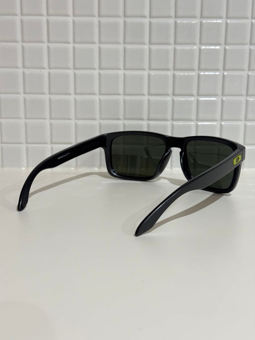 【美品】大人気 OAKLEY オークリー ホルブルック サングラス ダークグレー