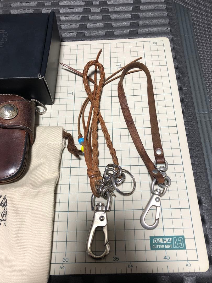 REDMOON 二つ折り財布 ブラウン