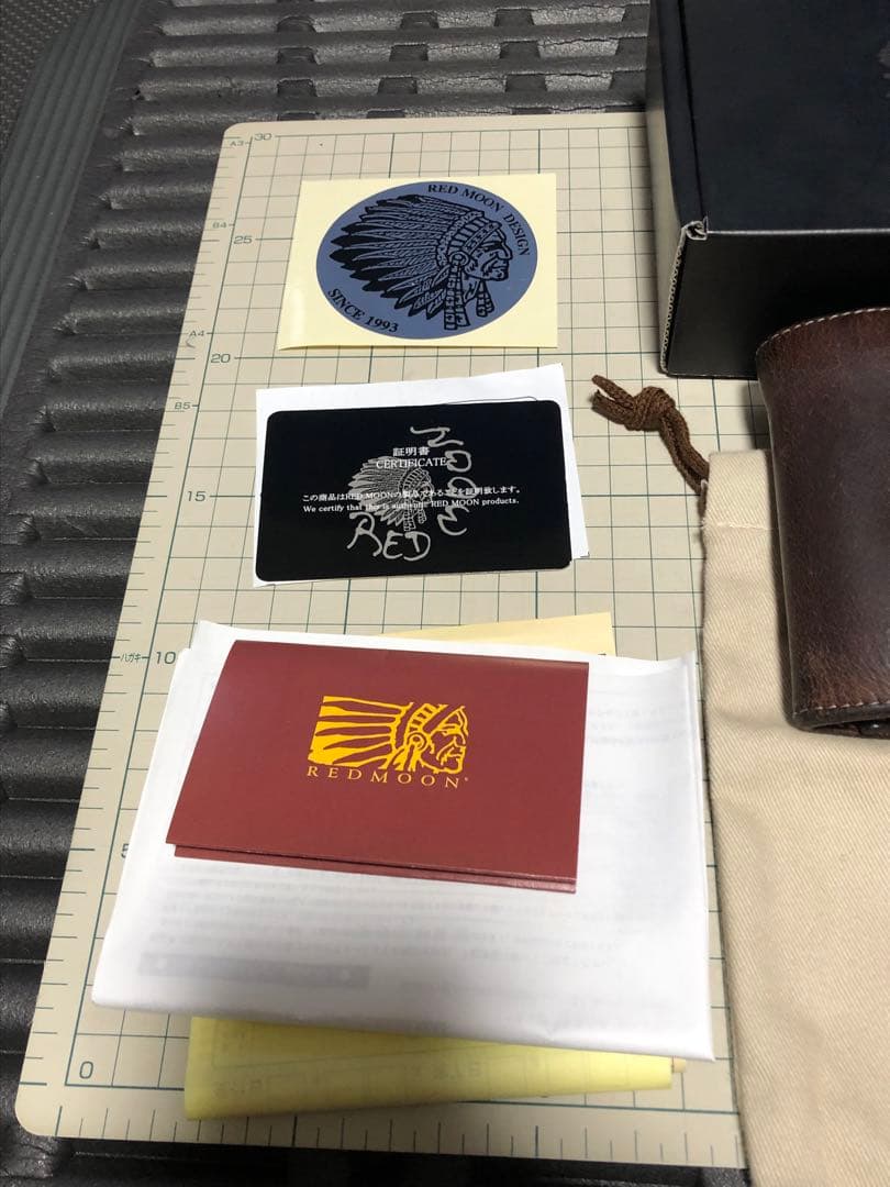 REDMOON 二つ折り財布 ブラウン