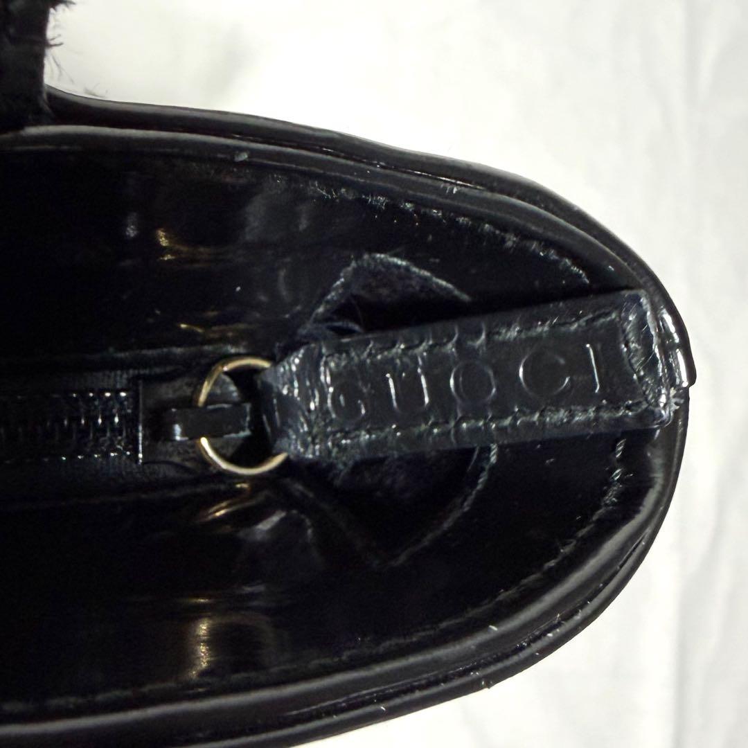 GUCCI グッチ　ショルダーバッグ　レザー　ブラック　高級　Gロゴ　金