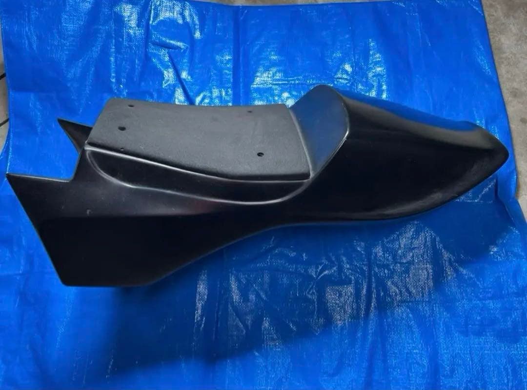 reo　エイプ50 スペンサーレプリカ シートカウル