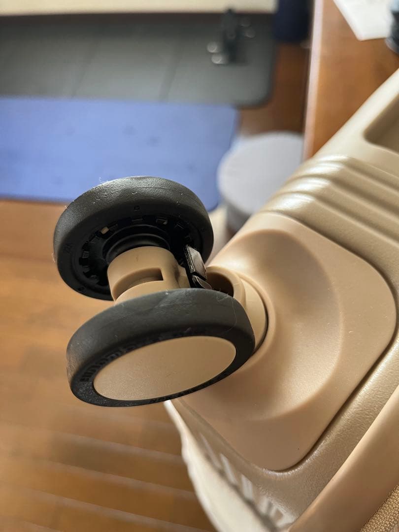 [イノベーター] スーツケース INV20