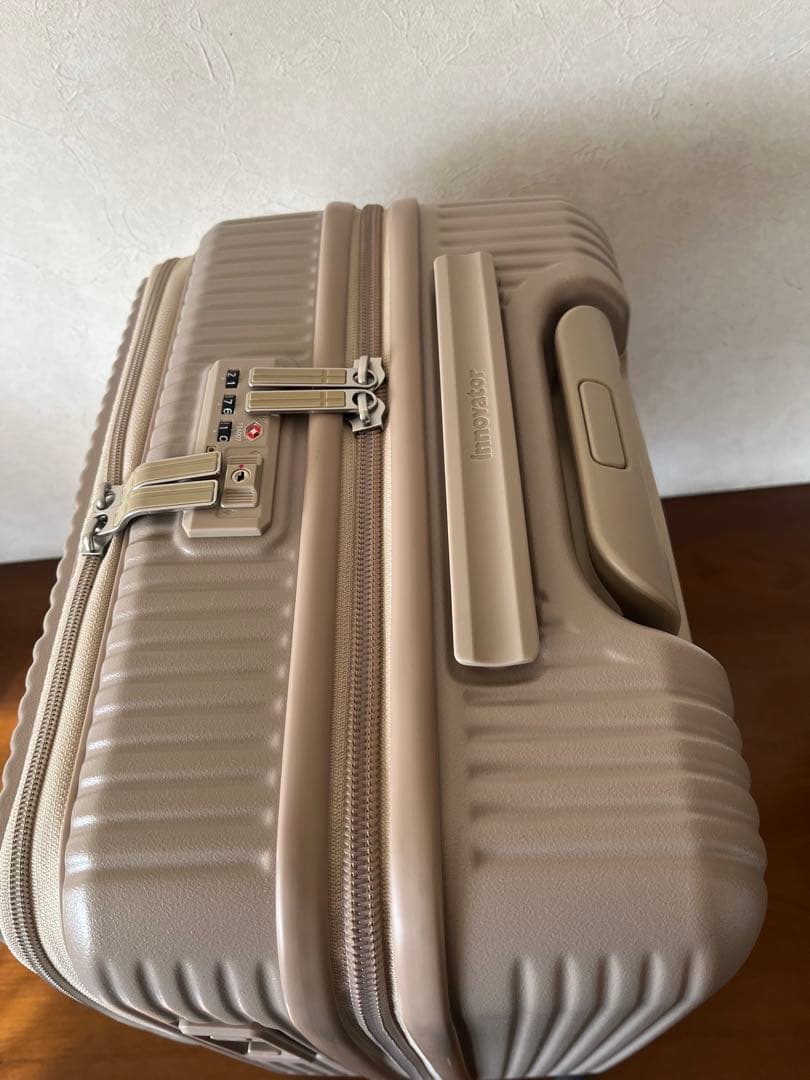 [イノベーター] スーツケース INV20