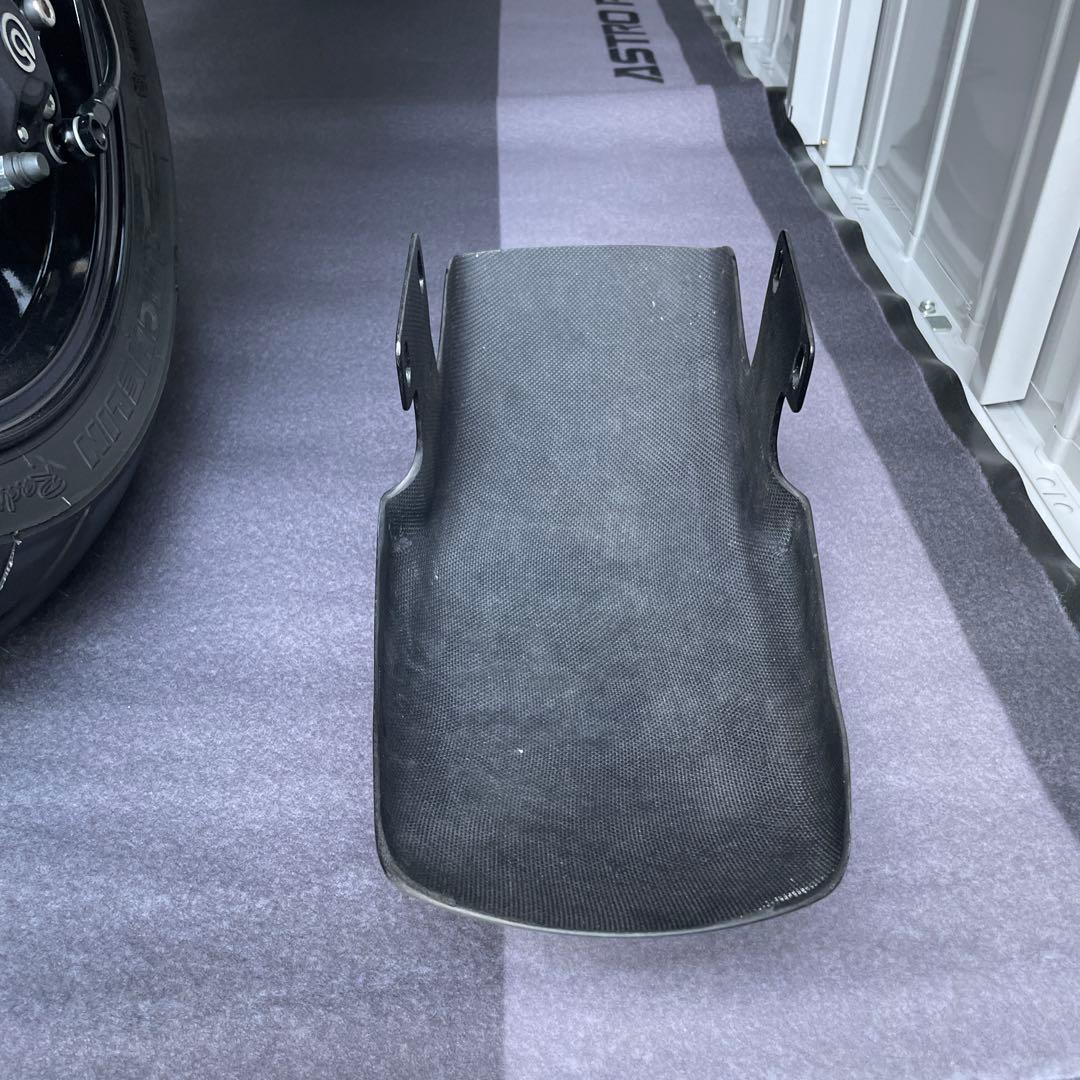 ストライカー　ゼファー750,1100用 フロントフェンダー